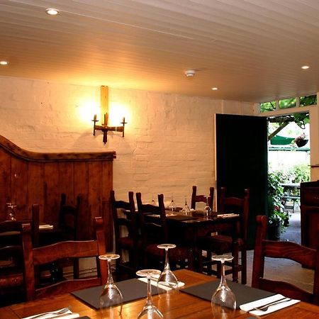 The Lamb Inn Marlborough Bagian luar foto